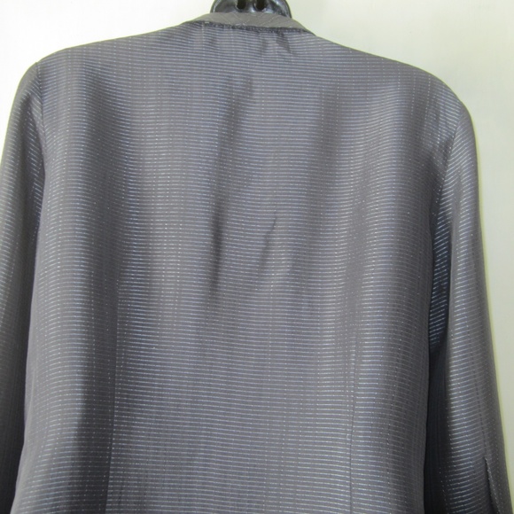 Gorgeous Gray COMO Silk Shirt - Size 10 - Picture 4 of 5